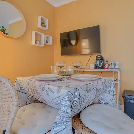 Magnifique Studio Plein Centre, Proche Plage/gare Apartment Menton