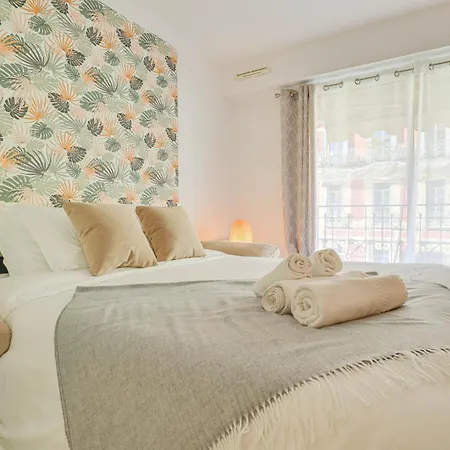 Magnifique Studio Plein Centre, Proche Plage/gare * Menton